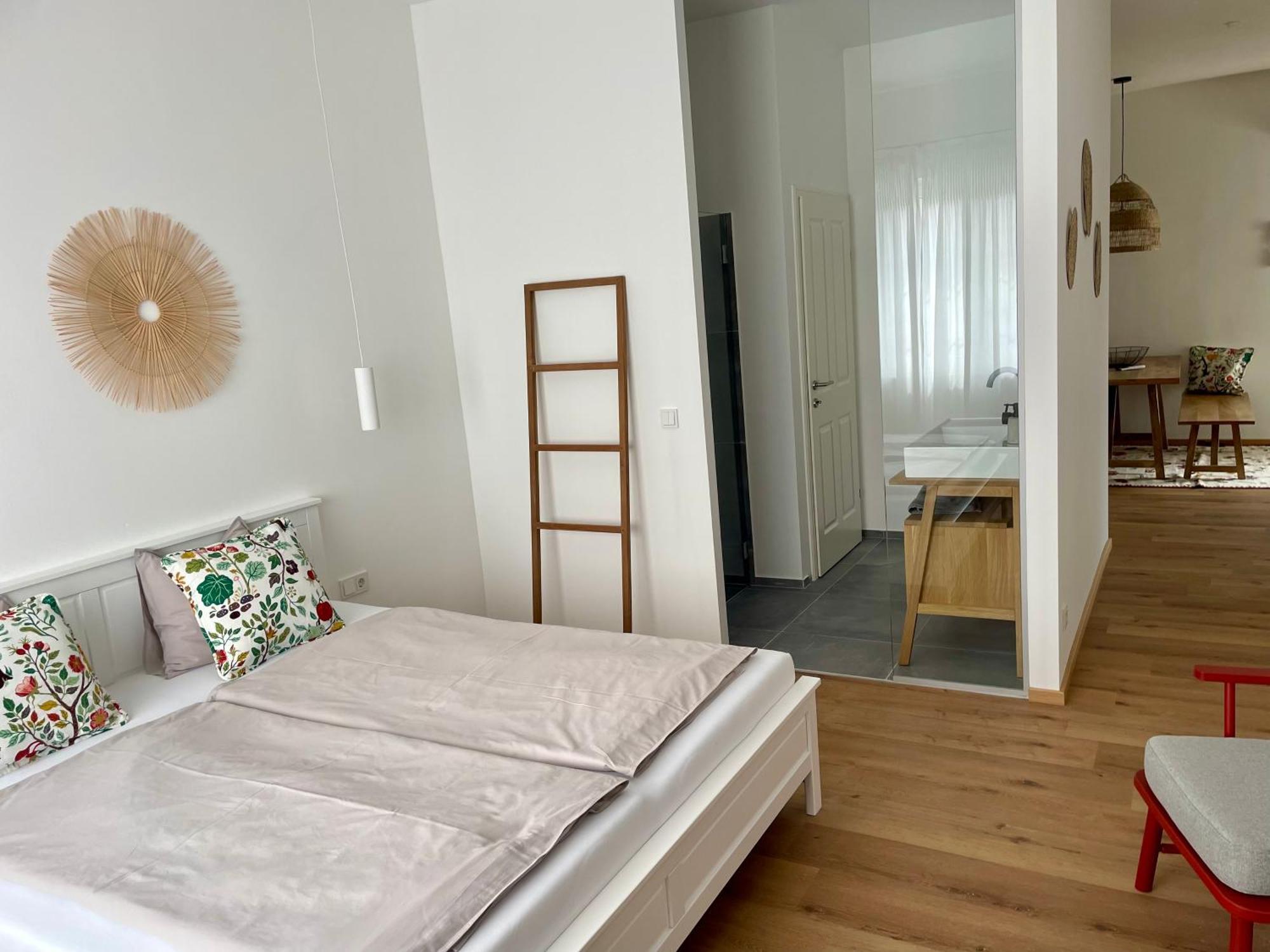 Pannonia Apartment *